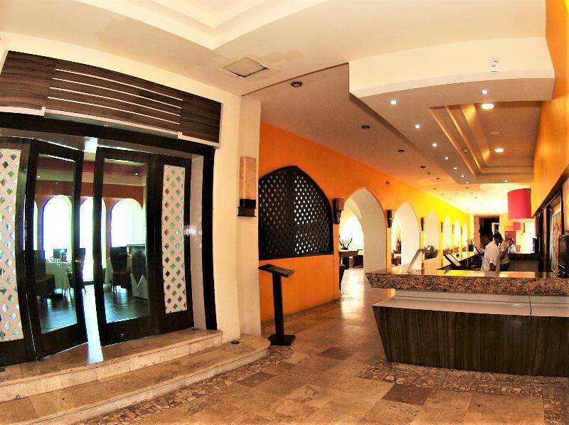 Camino Real Manzanillo Hotel Exterior foto